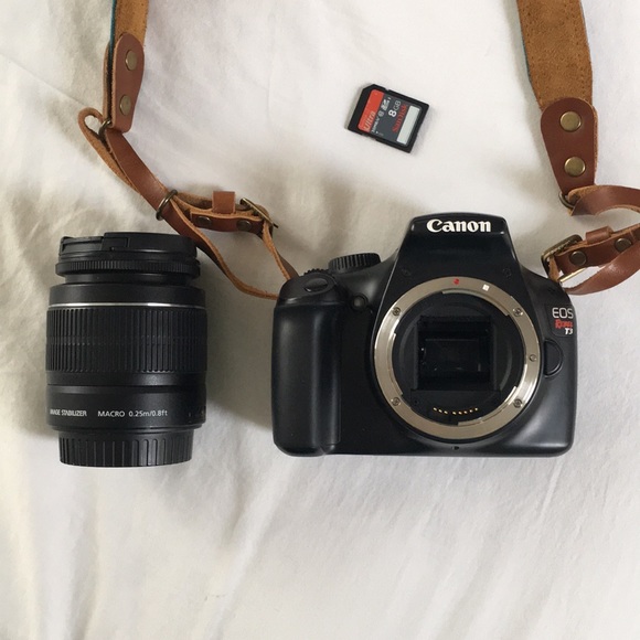Canon Other - Canon EOS Rebel T3 digital camera. W/ lens!!